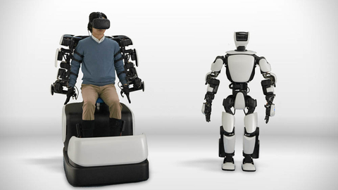 This humanoid robot can mimic your every move This humanoid robot can mimic your every move